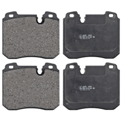 PLAQUETTES DE FREIN AVANT -...
